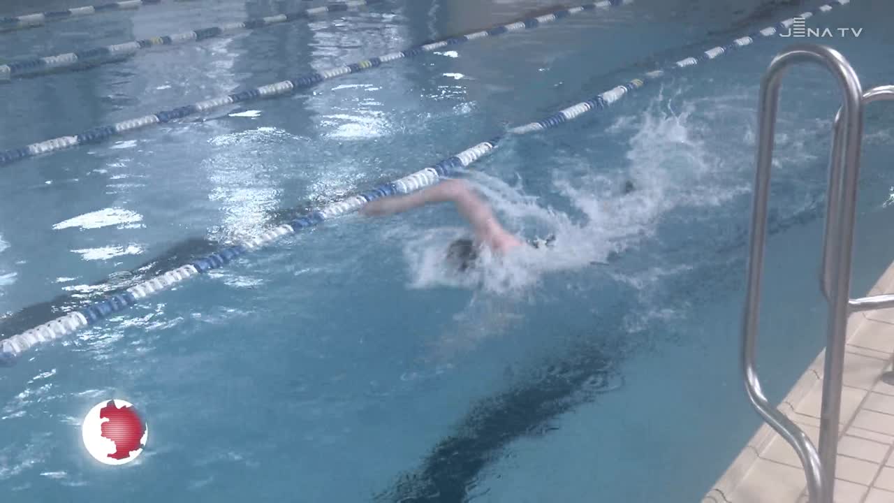 Leben retten: Beim Jena-Cup der Rettungsschwimmer traten elf Teams an