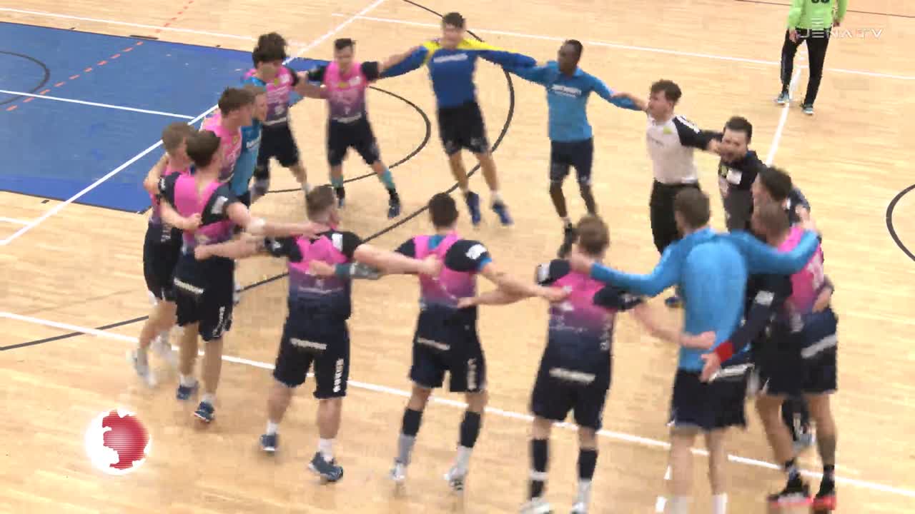 Süßer Sieg: Die Handballer des HBV Jena 90 gewannen ihr Heimspiel gegen den SV Hermsdorf