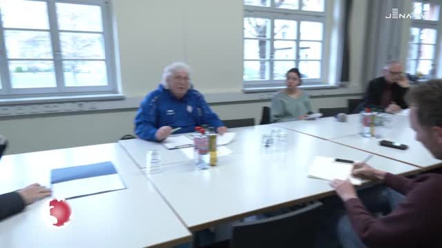 Sportereignisse im Blick: Der SV Schott richtet ein großes internationales Fußball-Nachwuchsturnier aus