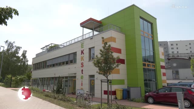 Spendenscheck überreicht – Vodafone unterstützt das Haus EKKstein mit 4.300 Euro