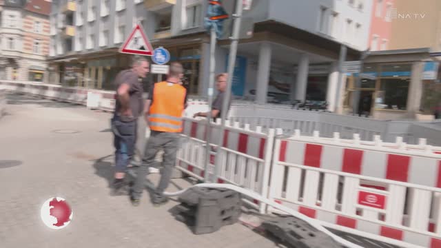 Gesperrte Weigelstraße – Fernwärmeleitung muss für die Eichplatzbebauung verlegt werden