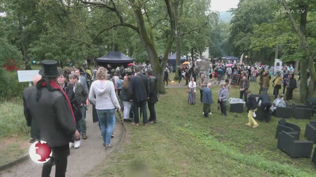 Sommerfest gefeiert – Die Universität veranstaltete am Schillertag ein buntes Fest unter freiem Himmel 
