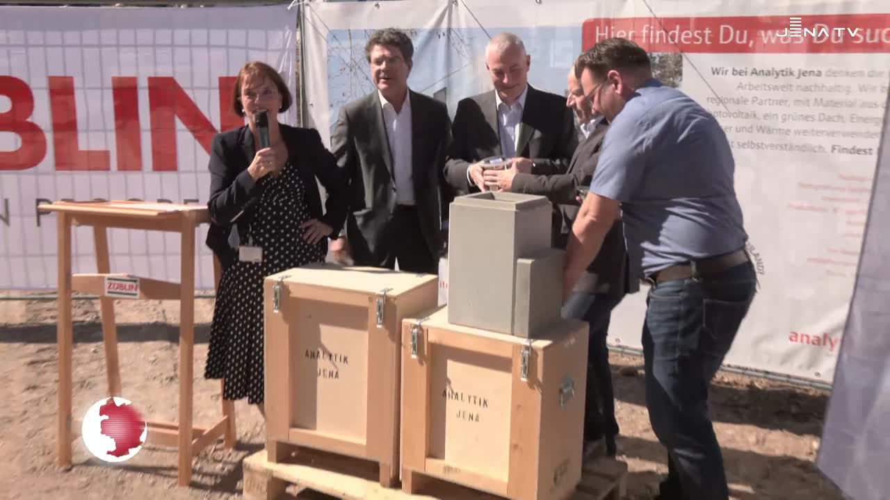 Grundstein gelegt – Auf dem Campus der Analytik Jena beginnen die eigentlichen Bauarbeiten