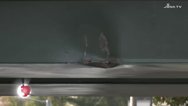 Zugverkehr - Brückenlager muss ausgetauscht werden