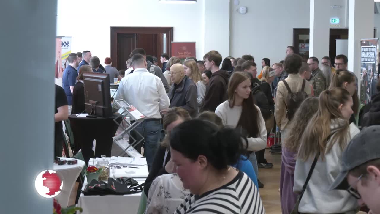 Berufs-Info-Markt – Unternehmen auf der Suche nach Auszubildenden