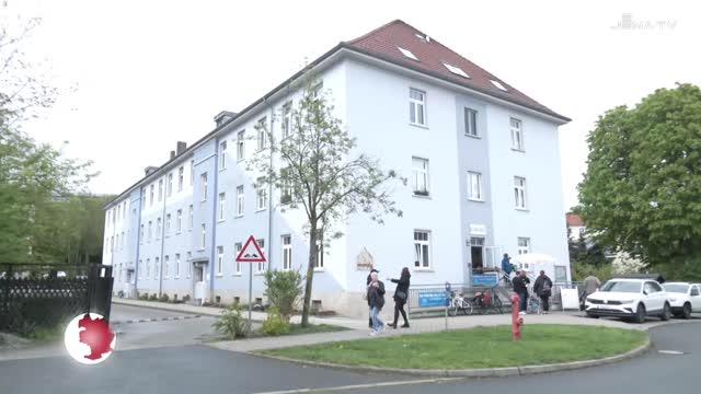 Gefeiert - 30 Jahre „Ein Dach für Alle“