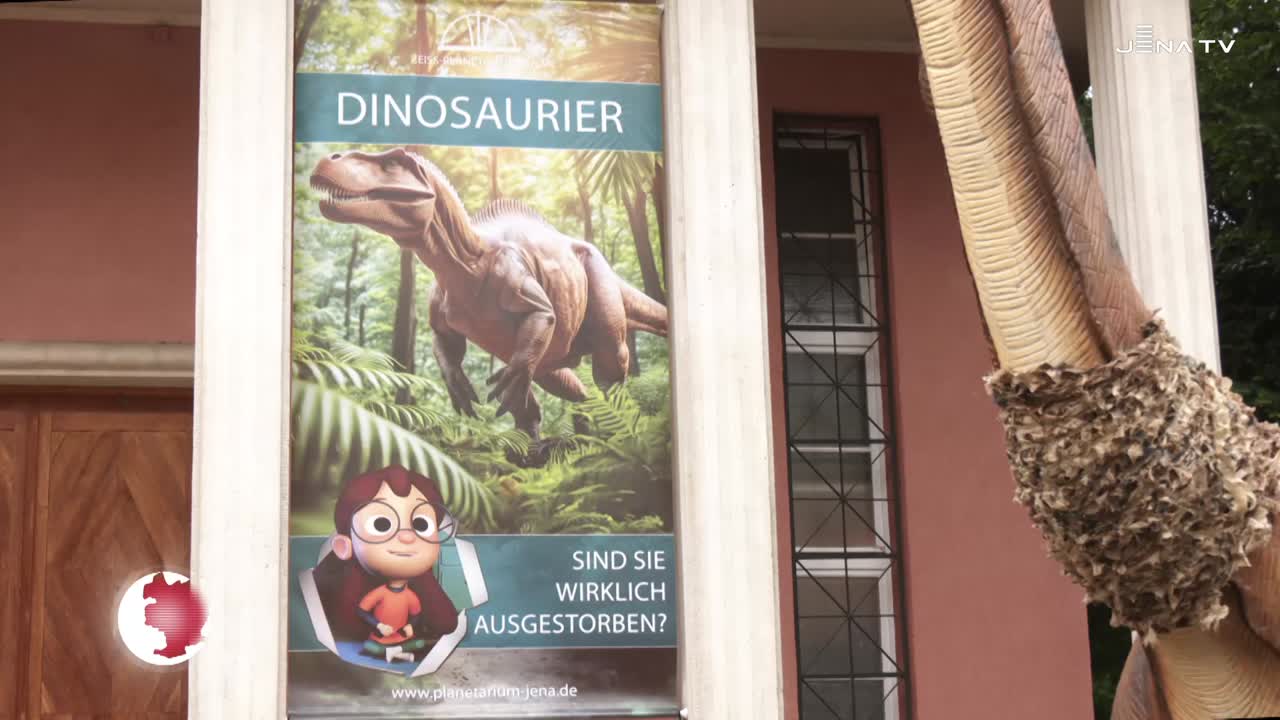 Urzeitriesen – Dinosaurier-Show im Planetarium