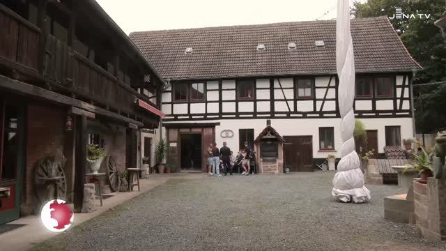 Anspruchsvolle Prüfung – Sieben Tischler-Gesellen haben bestanden