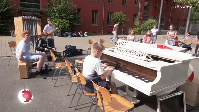 Workshops und Konzerte: 3. Ukulele-Fest in der Saalestadt