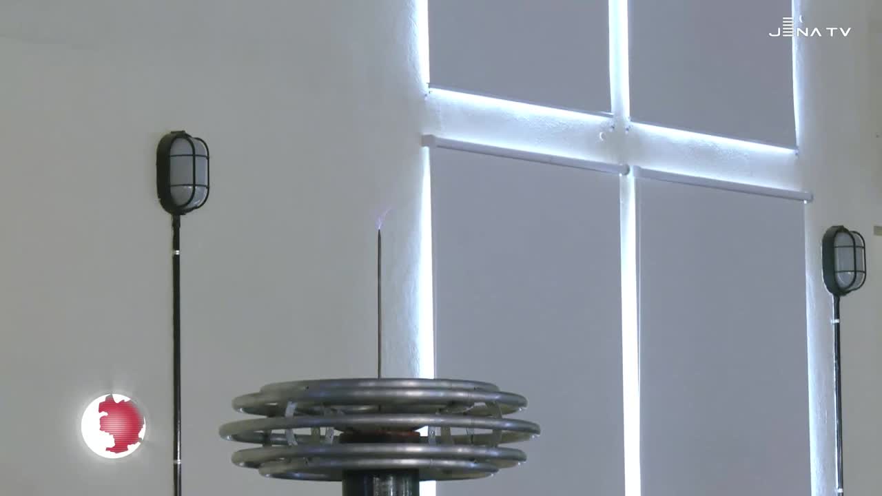 Tesla-Woche – Transformatoren erzeugen Musik in der Imaginata