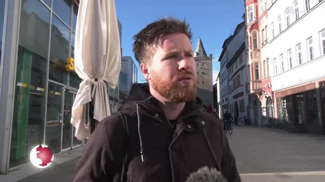 Umfrage – Social Media-Verbot für unter 16-Jährige