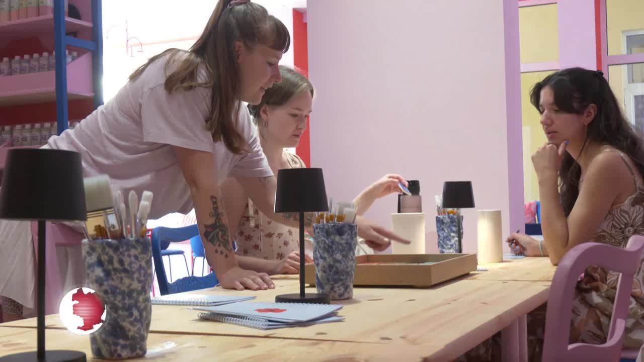 Kreativ und familiär - Café-Besitzerin will Begegnungsort schaffen