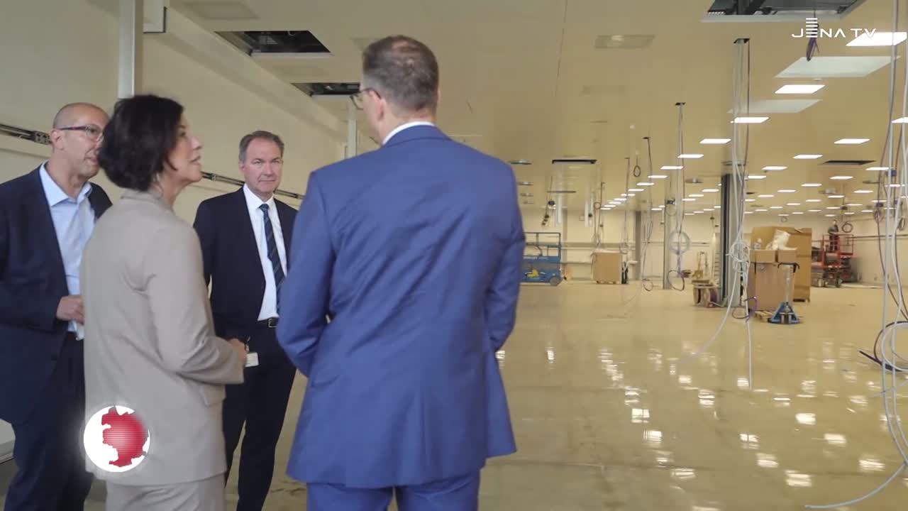 Erweiterung – Jenoptik AG baut Fertigung für Halbleiteroptiken aus