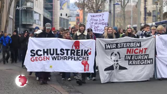   Protest – Schüler rufen erneut zum Schulstreik gegen Wehrpflicht auf