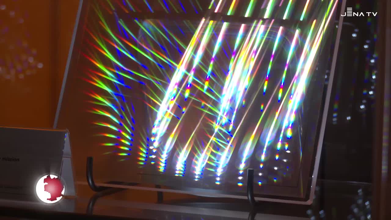 Hightech-Forschung – Bundesforschungsministerin weiht Fraunhofer IOF-Neubau ein 