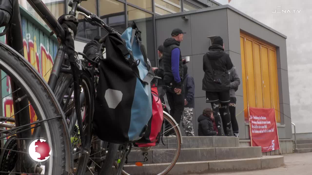 Gedenk-Tour – Fahrradfahrer besuchen Gedenkstätten im Saale-Holzland-Kreis