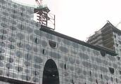 http://www.hamburg1.de/aktuell/Elbphilharmonie:_Dachkonstruktion_soll_sicher_sein-10775.html