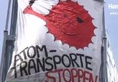 http://www.hamburg1.de/aktuell/Robin_Wood_demonstriert_gegen_Atomtransporte-16713.html