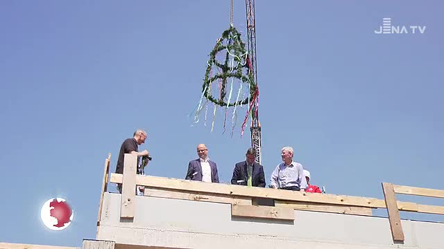 Richtfest gefeiert: Das Jenaer Hospiz in Lobeda nimmt langsam Gestalt an