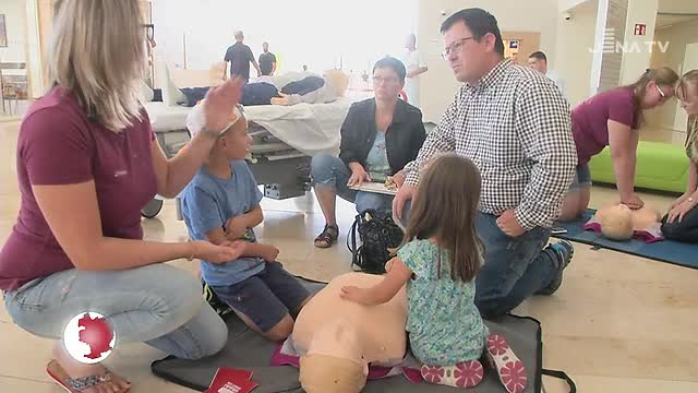 Zwischen Leben und Tod: Im Uni-Klinikum gab es einen Aktionstag zur „Woche der Wiederbelebung“