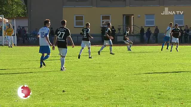 Hilfe nach Brandschaden: Der FC Carl Zeiss Jena unterstützte mit einem Benefizspiel eine Kahlaer Familie