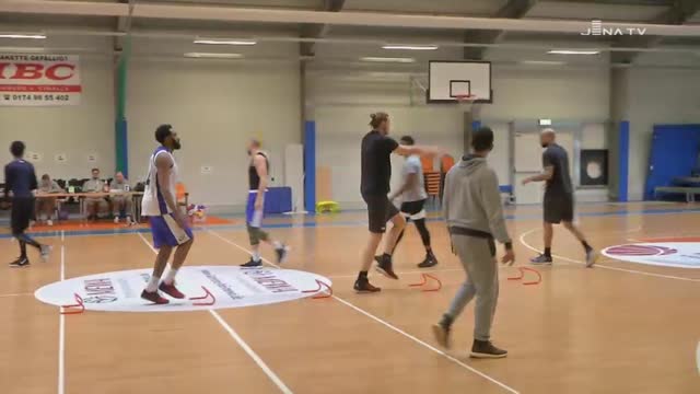 FASTBREAK - Das Science City Jena Fanmagazin Saison 2018/2019 – Folge 8