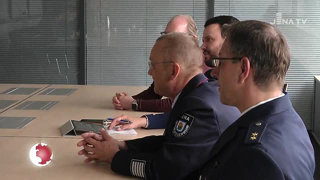 Der Austausch ist wichtig: Feuerwehr, Polizei und Stadt arbeiten bei der Aufklärung der Kellerbrände zusammen 