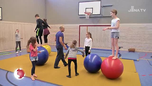 Ferien: In Lobeda probt der Kinder- und Jugendzirkus MoMoLo für eine Aufführung