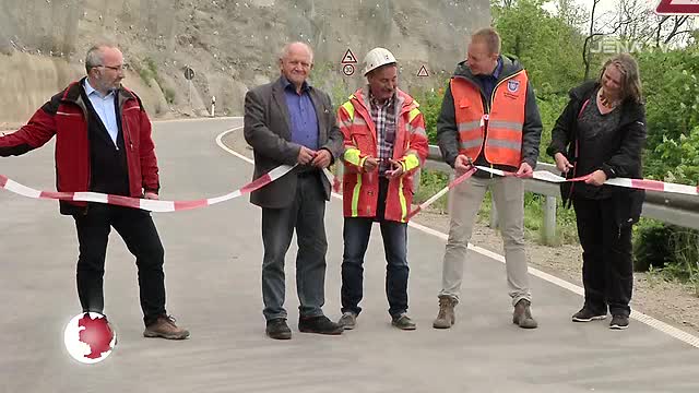 Endlich: Die Straße nach Dornburg wurde nach der Hangsicherung wieder freigegeben