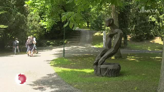 Skulpturen-Ausstellung aufgebaut: Im Botanischen Garten kommen auch Kunstfreunde auf ihre Kosten 