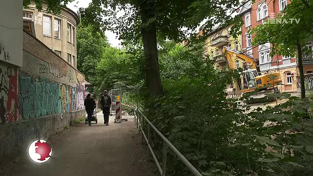 Brücken-Arbeiten: An der Leutra wird nach dem Abriss des alten Bauwerkes ein neues errichtet 