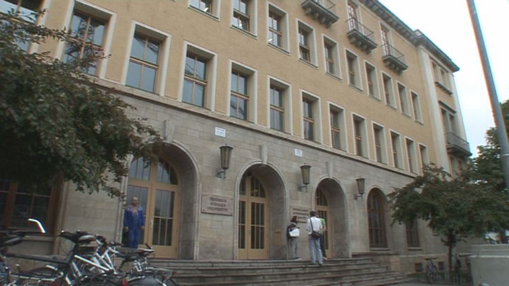 Tag der Physik an der Universität Jena - Jena TV - Sehen, was bewegt.