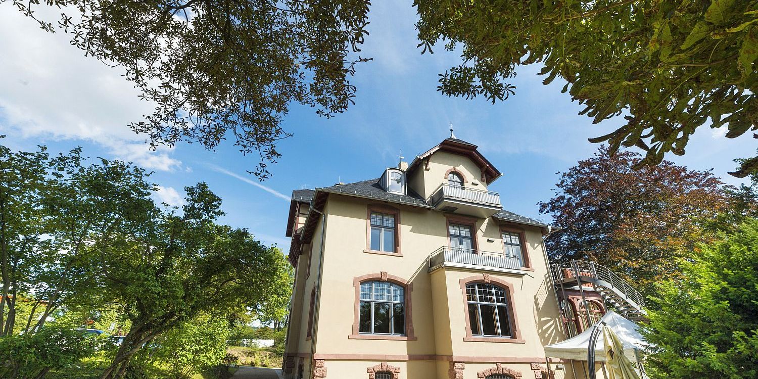 Neue Website zum Eduard-Rosenthal-Projekt 