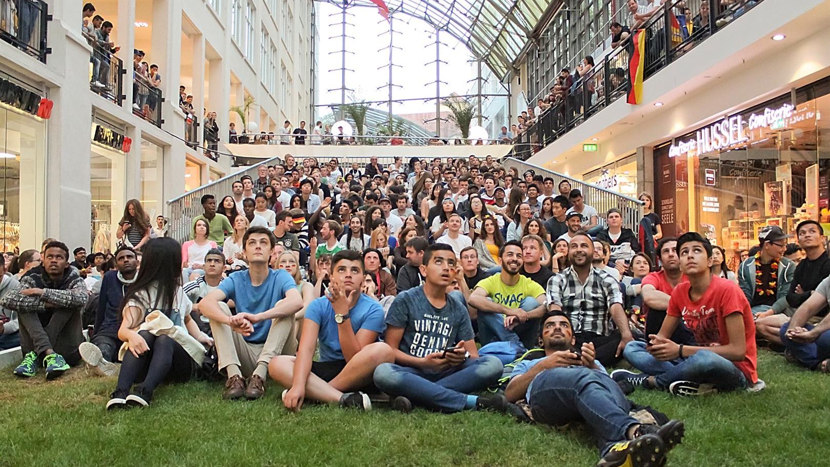 Goethe Galerie: Public Viewing zur Fußball-WM