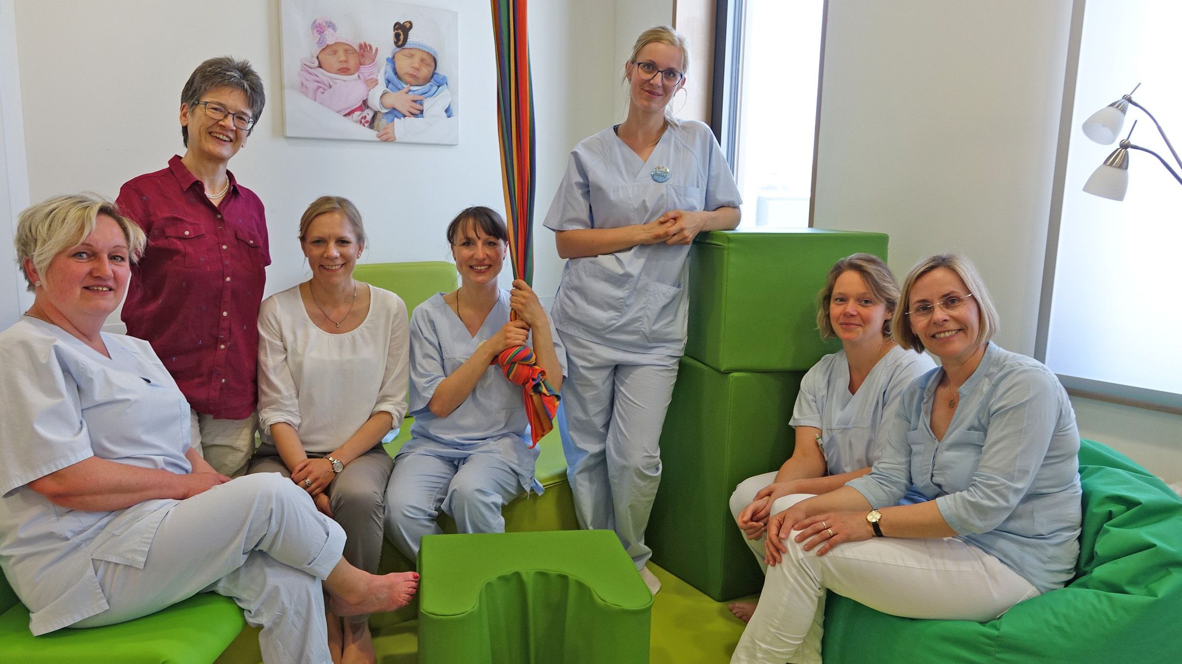 Hebammenstudie am UKJ untersucht Einfluss der Umgebung auf Geburtsmodus