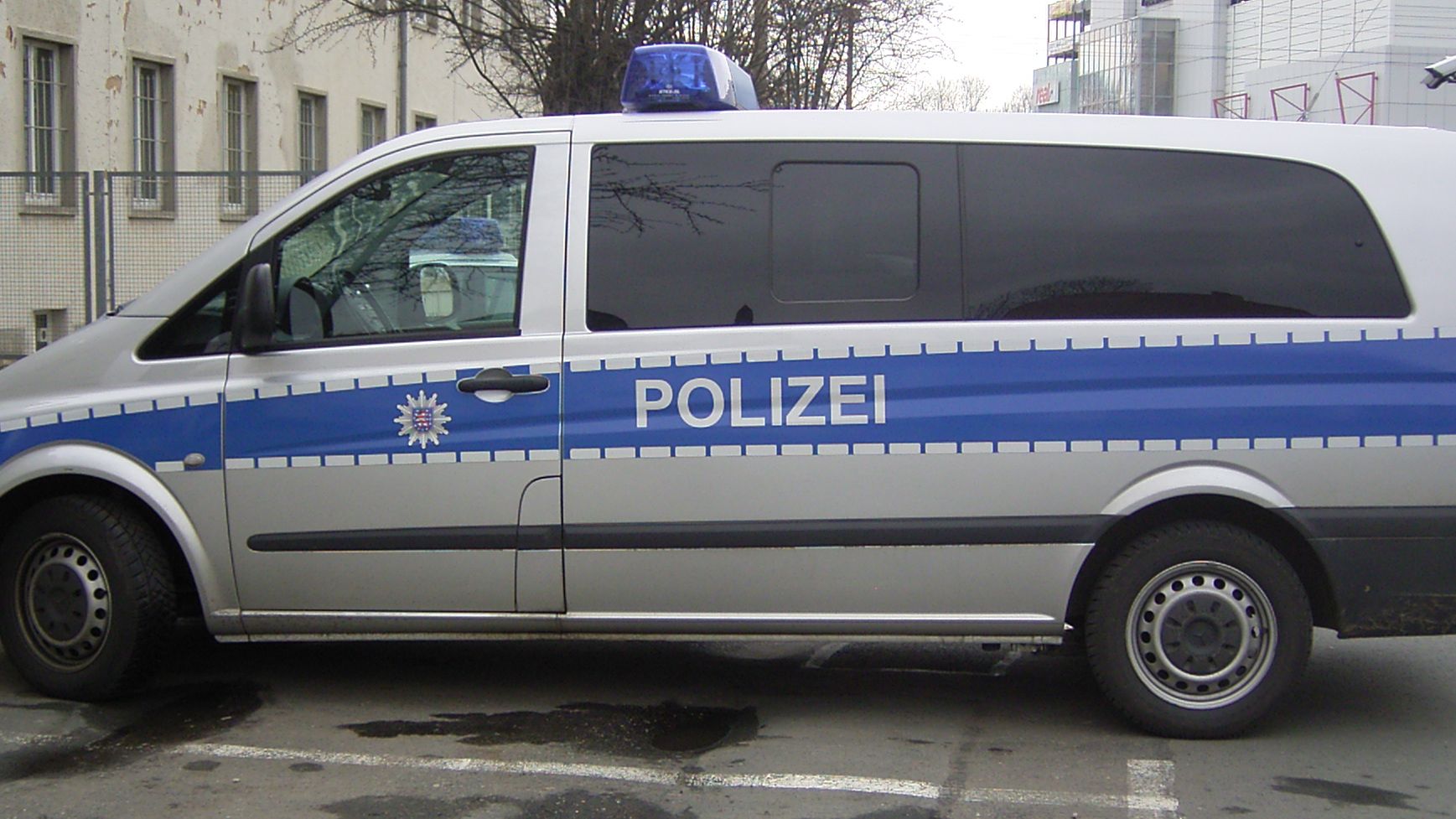 Taxifahrer leicht verletzt