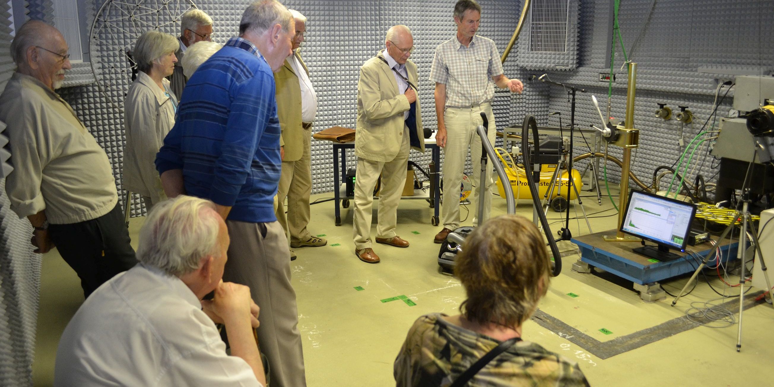 Technik-Verein besuchte Hochschule 