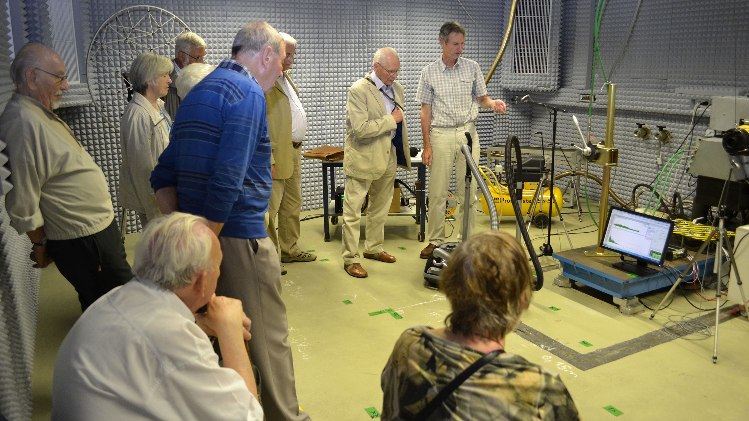 Technik-Verein besuchte Hochschule 