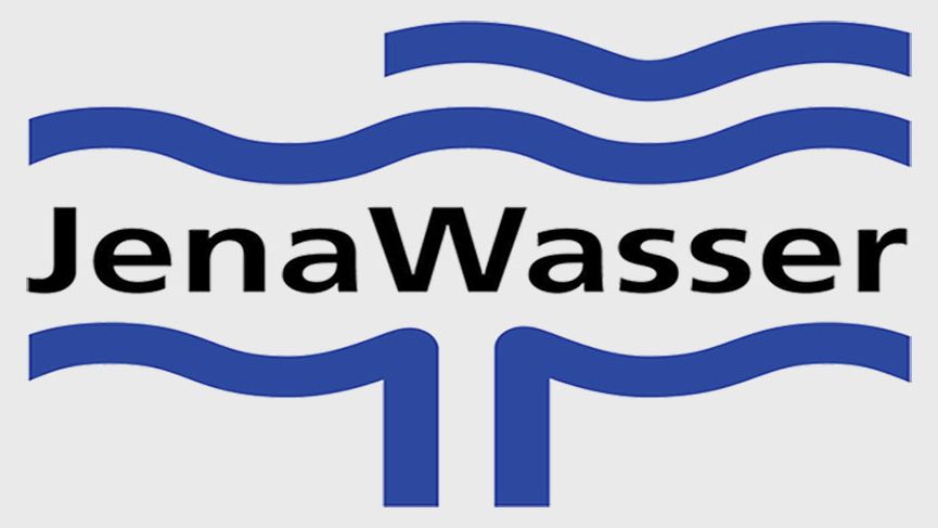 B 88 nach Wasserrohrbruch voll gesperrt