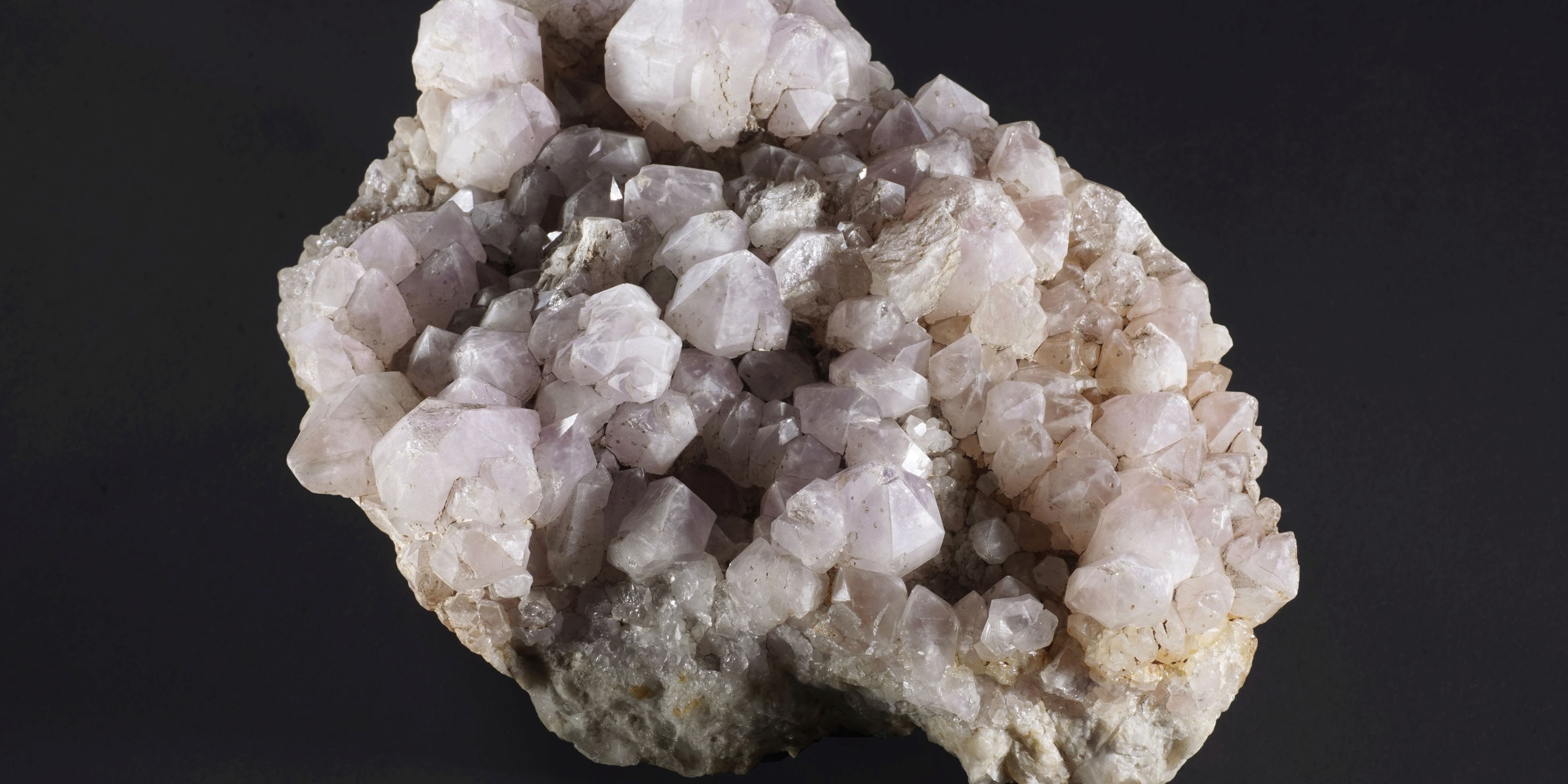 Mineralogie-Ausstellung: Von Jena nach St. Petersburg 