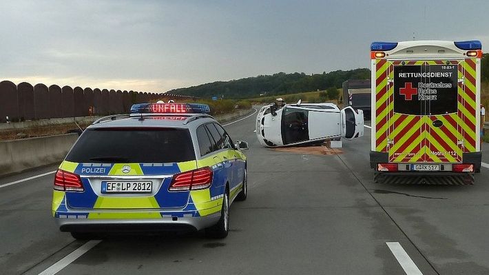 Eine Leichtverletzte bei Unfall auf A 4