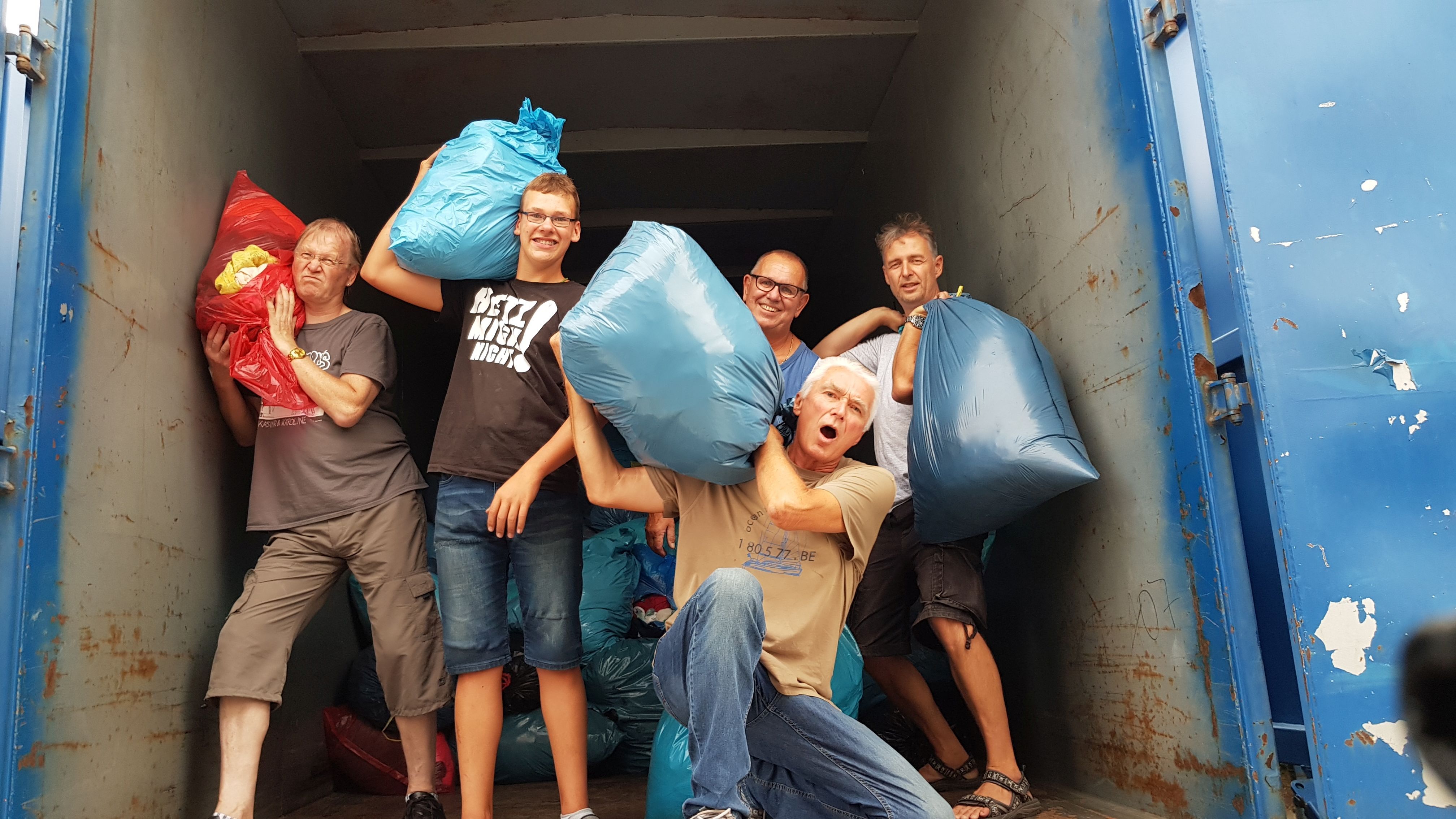 Altkleider spenden für Kinder aus Tschernobyl 