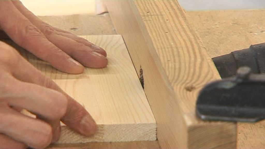 Neue Oberflächeneigenschaften für holzbasierte Werkstoffe  
