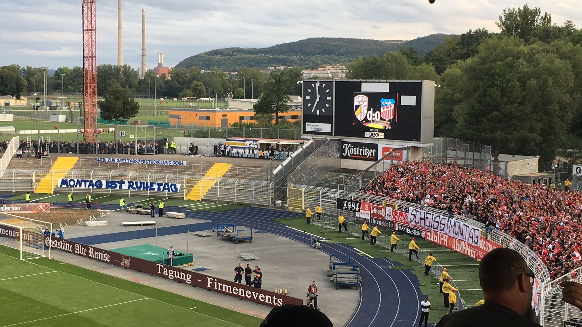 Fan-Protest beim FCC-Montagsspiel