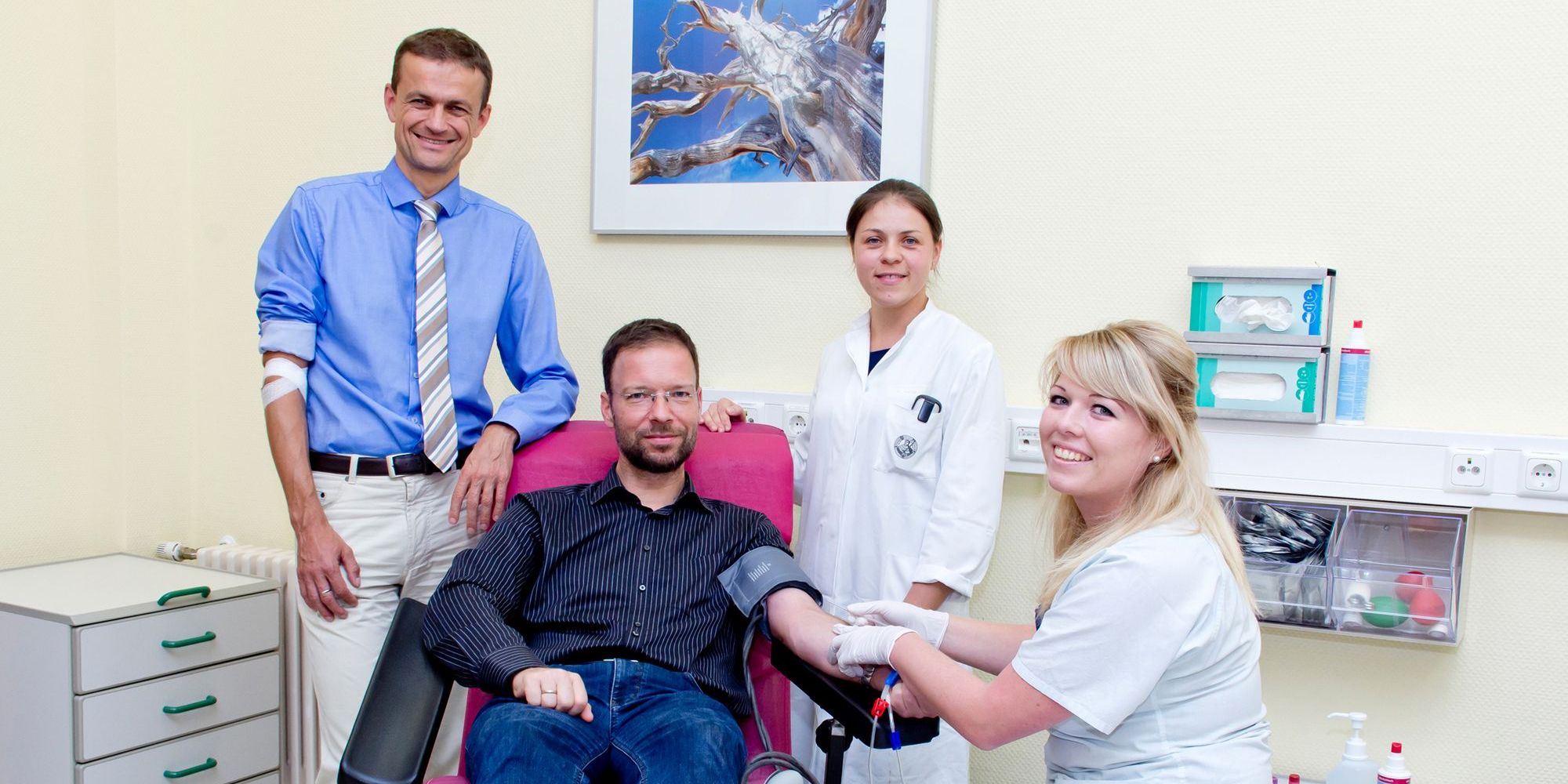 Mit einem kleinen Pieks Gutes tun Mit einem kleinen Pieks Gutes tun