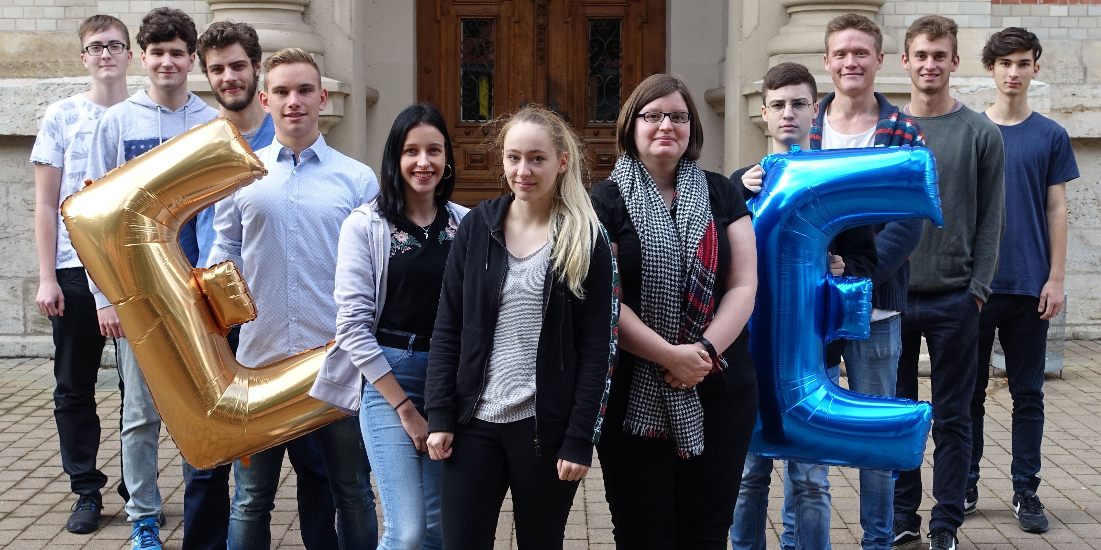 Elf E-Commerce-Kaufleute am Start