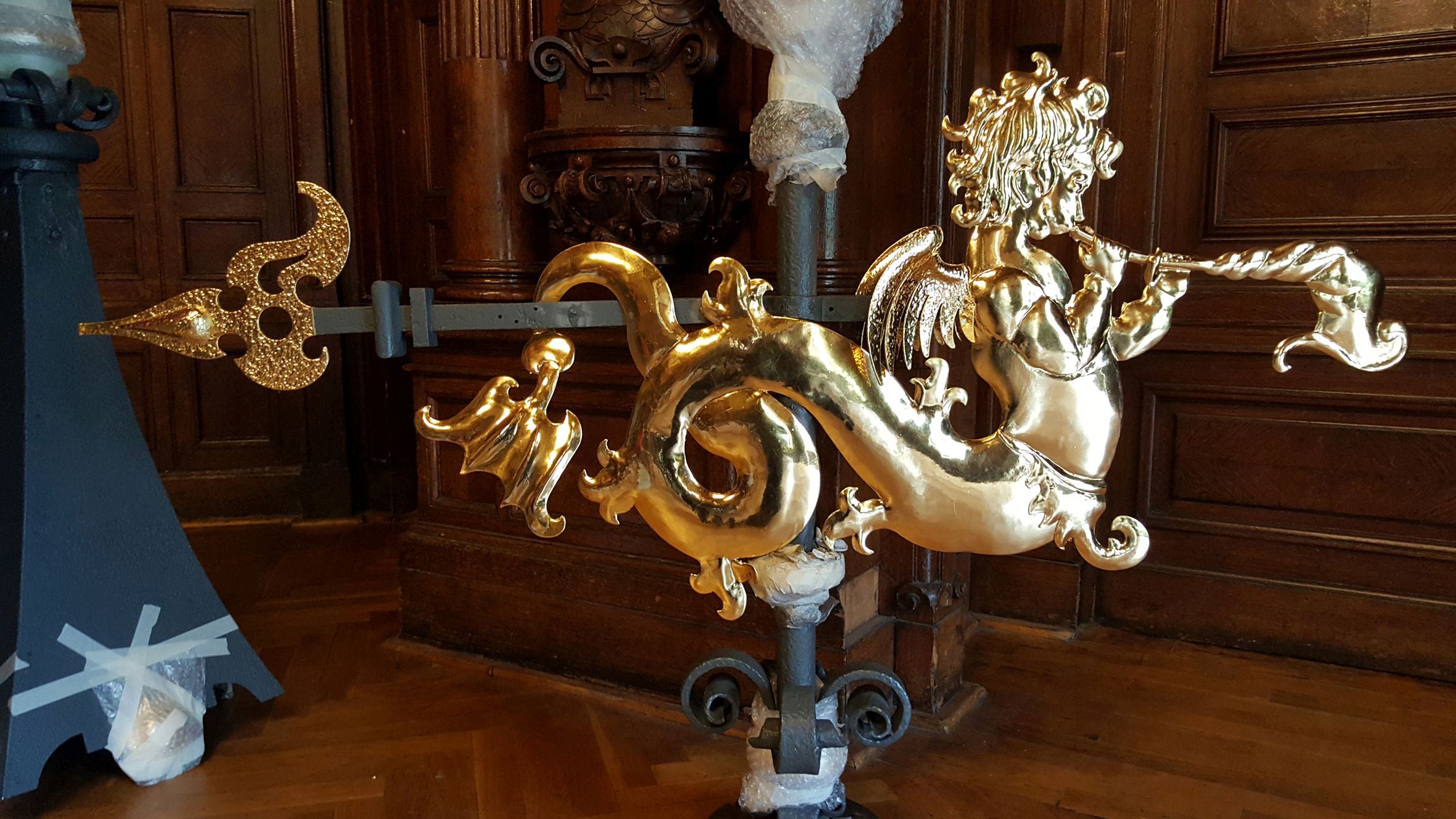 Schloss Hummelshain: Schutzengel erstrahlt in neuem Glanz