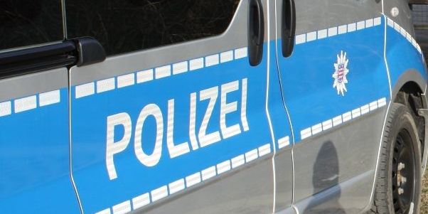 Pkw erfasste Fußgängerin