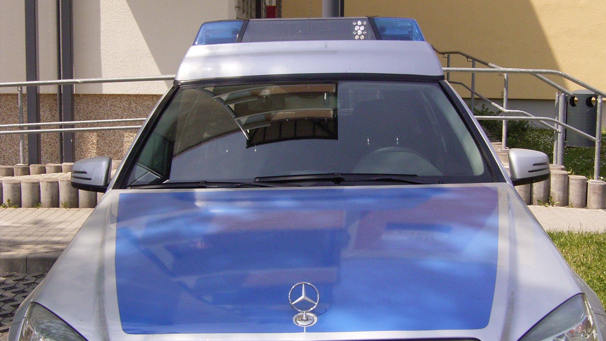 Zeugen nach Raub gesucht 