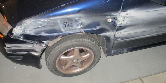 Pkw kollidierte mit der Leitplanke